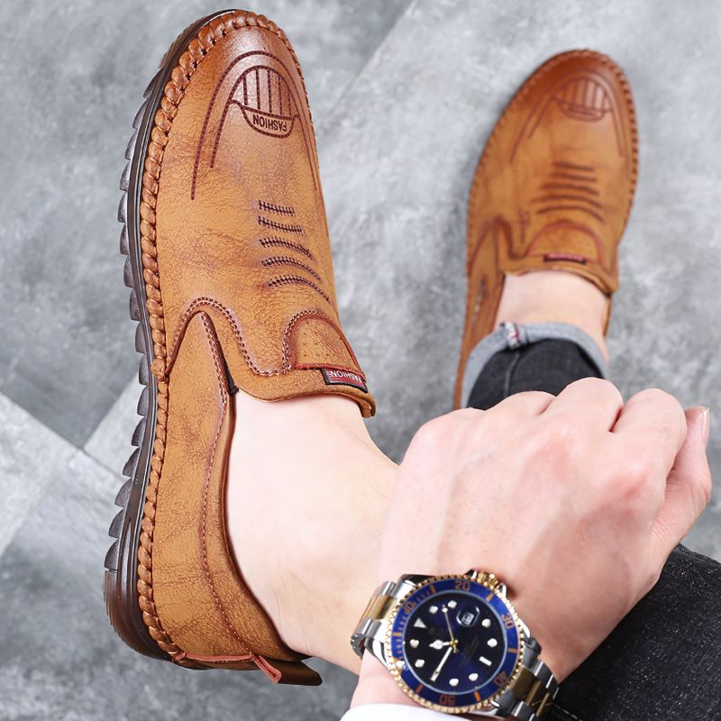 Sapato Mocassim em Couro Genuíno Italian - Máximo Conforto e Resistência